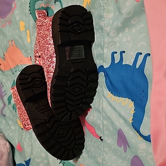 OLivia Miller pink glitter combat boots - Picture 5 of 6